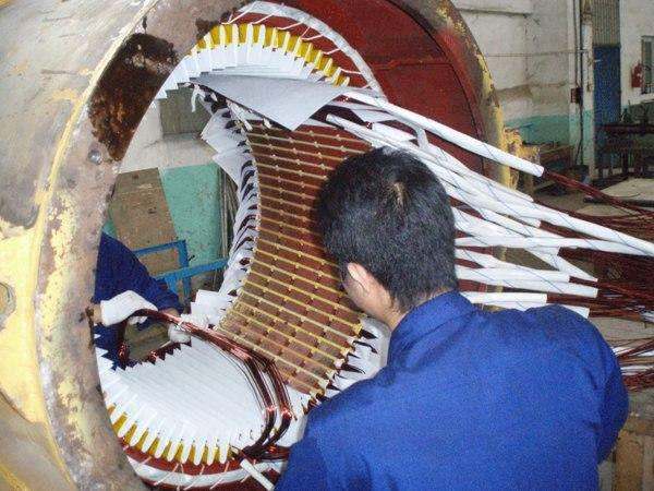 西瑪三相異步電動(dòng)機(jī)的檢修方法分享。 西瑪三相異步電動(dòng)機(jī)的檢修方法分享。