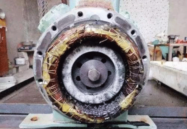 高效節(jié)能電機(jī)廠家分享電機(jī)冒煙的原因。 高效節(jié)能電機(jī)廠家分享電機(jī)冒煙的原因。
